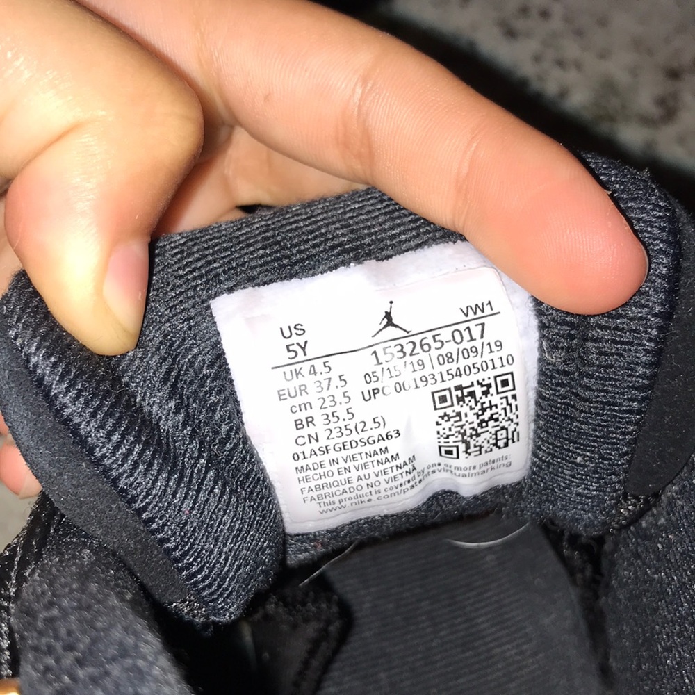 Jordan 12’s - Picture 7 of 7